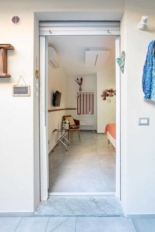 Hotel Little Square Arona Extérieur photo