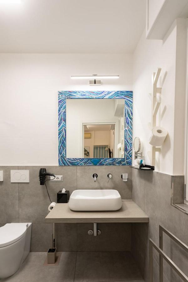 Hotel Little Square Arona Extérieur photo