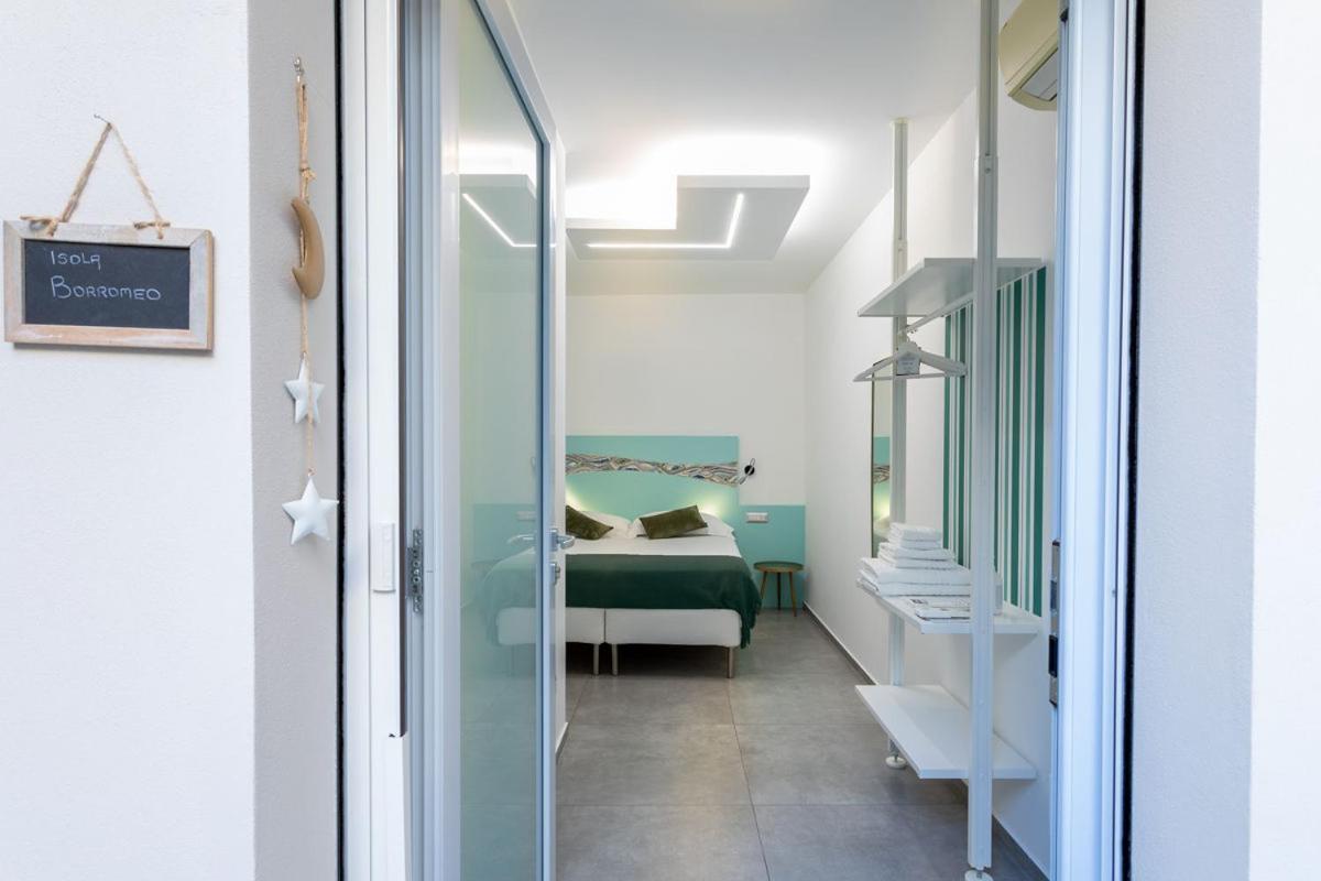 Hotel Little Square Arona Extérieur photo